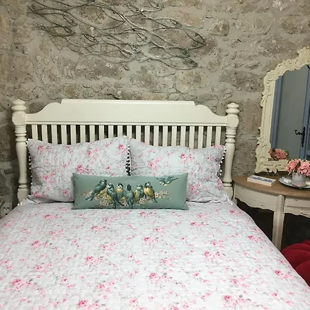 B&B Yalicapkini